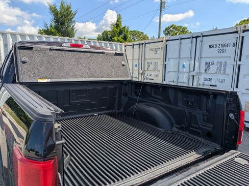 Used 2019 Ford F150 Lariat w/ Equipment Group 502A Luxury AWD/4WD image 17