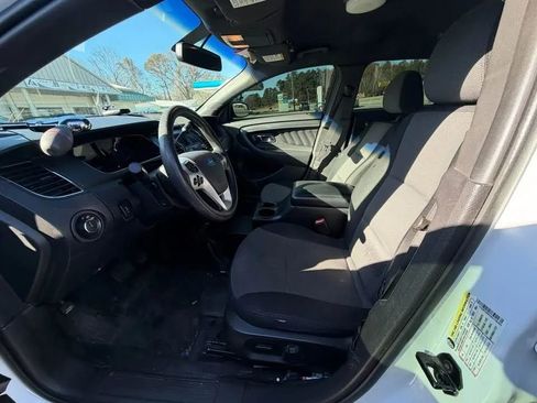 Used 2014 Ford Taurus Police Interceptor AWD image 4