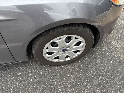 Used 2012 Ford Focus SE FWD image 11