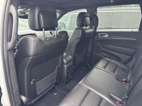 Certified 2021 Jeep Grand Cherokee Limited image 11