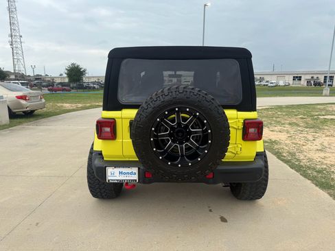 Used 2023 Jeep Wrangler Rubicon w/ Steel Bumper Group AWD/4WD image 8
