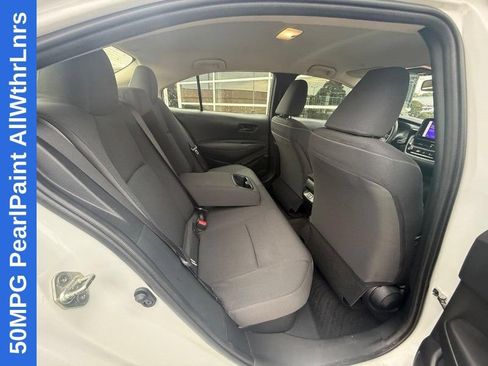 Used 2024 Toyota Corolla LE FWD image 11