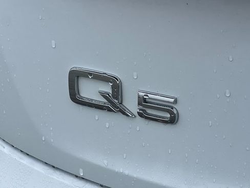 Used 2020 Audi Q5 2.0T Premium image 32