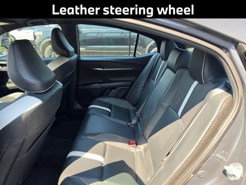 Used 2025 Toyota Camry SE FWD image 12