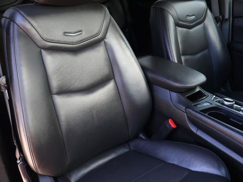 Used 2021 Cadillac XT5 Premium Luxury image 15