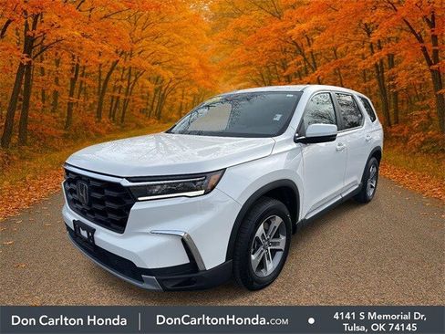 Certified 2025 Honda Pilot EX-L image 3