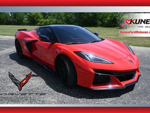 Used 2026 Chevrolet Corvette Z06 w/ Stealth Interior Trim Package RWD image 1