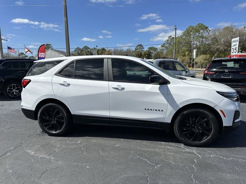Used 2024 Chevrolet Equinox LS w/ Sport Edition image 3