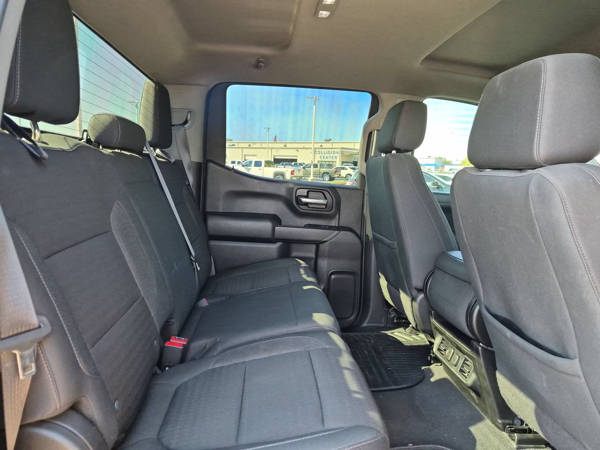 Used 2021 Chevrolet Silverado 1500 LT RWD image 26