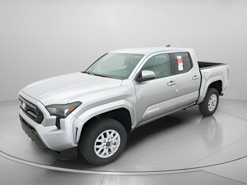 New 2026 Toyota Tacoma SR5 AWD/4WD image 2