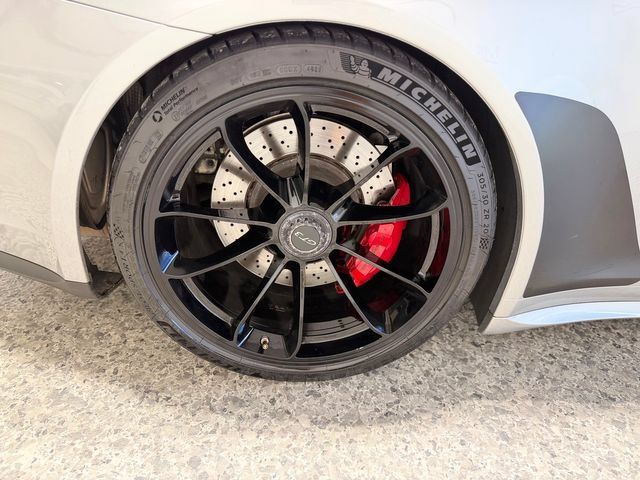 Used 2015 Porsche 911 GT3 RWD image 43