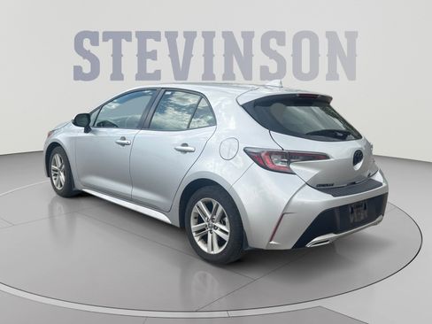 Used 2022 Toyota Corolla SE FWD image 3