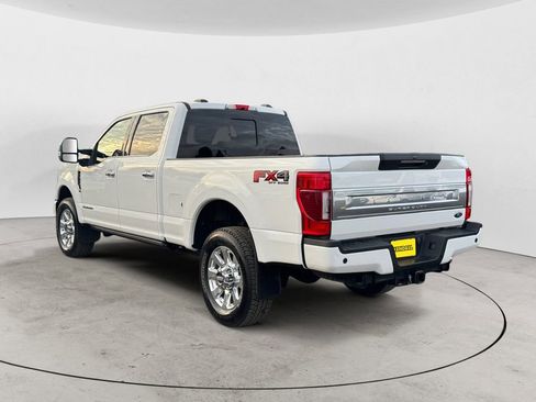 Certified 2022 Ford F350 Platinum image 3