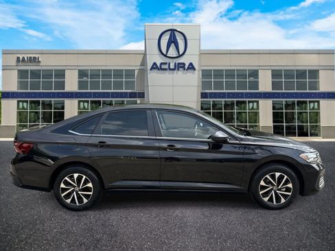 Used 2024 Volkswagen Jetta S FWD image 6