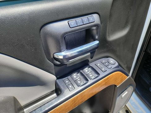 Used 2016 Chevrolet Silverado 2500 LTZ w/ Duramax Plus Package RWD image 21