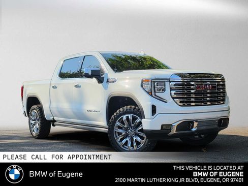Used 2023 GMC Sierra 1500 Denali w/ Denali Reserve Package AWD/4WD image 1