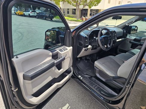 Used 2016 Ford F150 XL w/ Equipment Group 101A Mid RWD image 9