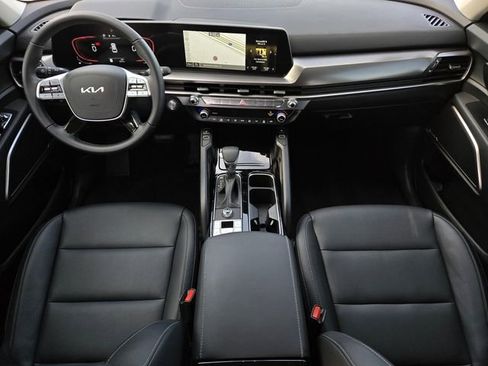Certified 2025 Kia Telluride S image 18