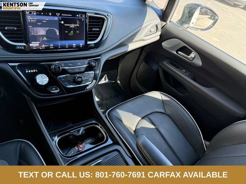 Used 2026 Chrysler Pacifica Limited AWD/4WD image 21