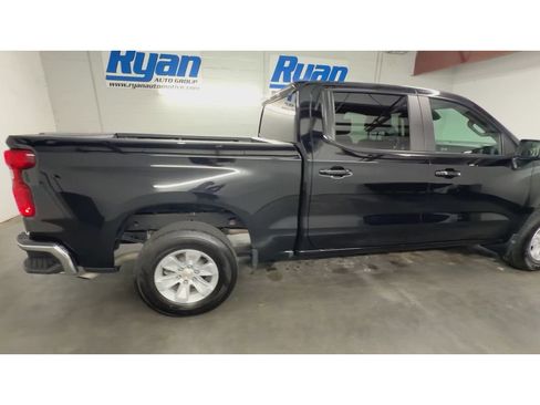 Used 2025 Chevrolet Silverado 1500 LT RWD image 9