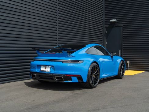 Used 2023 Porsche 911 Carrera image 9