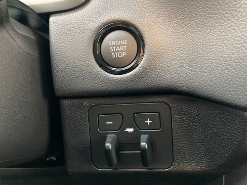 New 2026 Toyota Tundra Limited AWD/4WD image 17