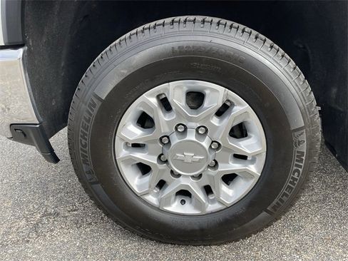 Used 2020 Chevrolet Silverado 2500 LTZ image 10