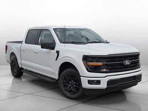 New 2026 Ford F150 XLT w/ XLT Black Appearance Package RWD image 2