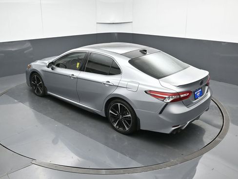 Used 2019 Toyota Camry XSE image 45