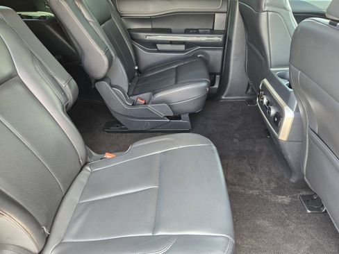Used 2023 Ford Expedition XLT RWD image 37