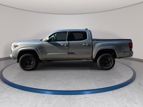 Used 2019 Toyota Tacoma SR w/ SR Convenience Package RWD image 3