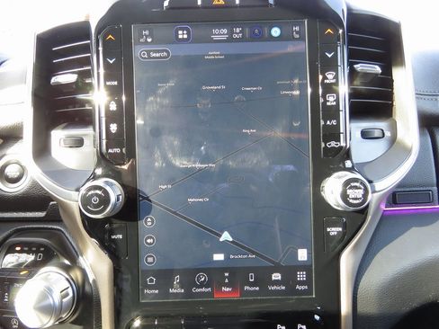 Used 2022 RAM 1500 Laramie image 24