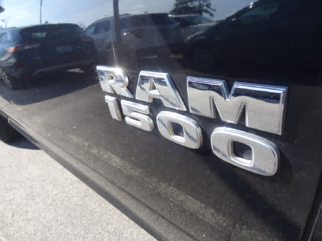 Used 2017 RAM 1500 Classic SLT AWD/4WD image 19