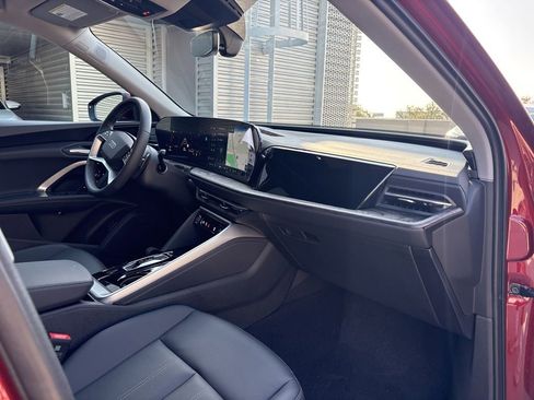 New 2025 Audi Q5 Premium Plus image 15