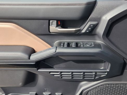 New 2026 Toyota 4Runner Limited image 22