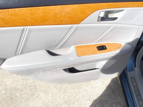 Used 2007 Toyota Avalon Touring image 16