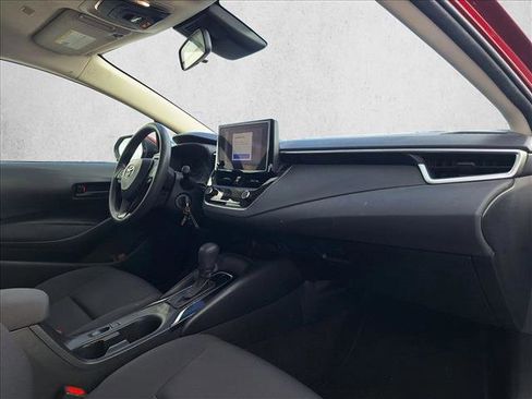Used 2023 Toyota Corolla LE image 19