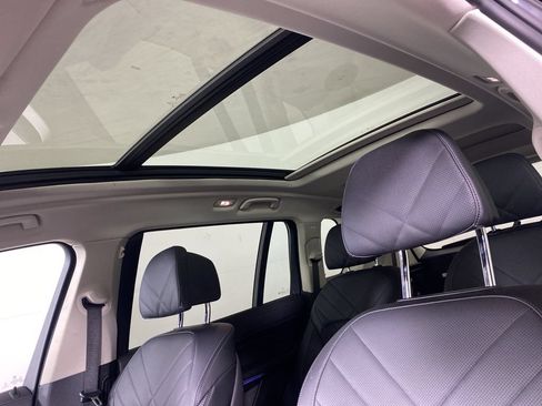 Used 2023 BMW X7 xDrive40i w/ Premium Package AWD/4WD image 20