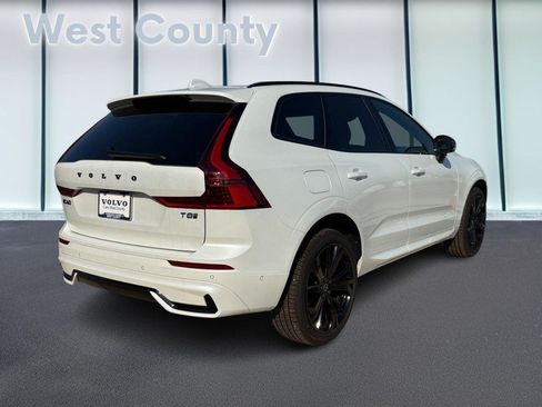 New 2026 Volvo XC60 T8 Ultra w/ Climate Package AWD/4WD image 3
