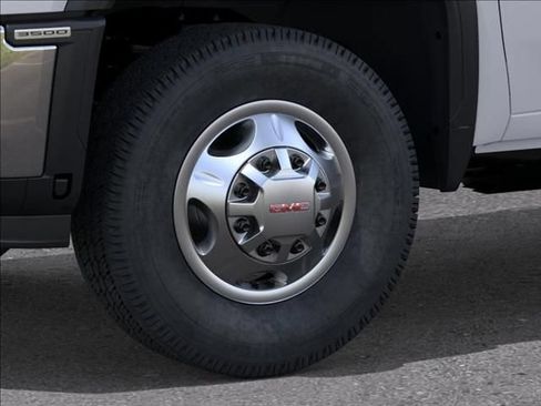 New 2026 GMC Sierra 3500 Pro AWD/4WD image 9