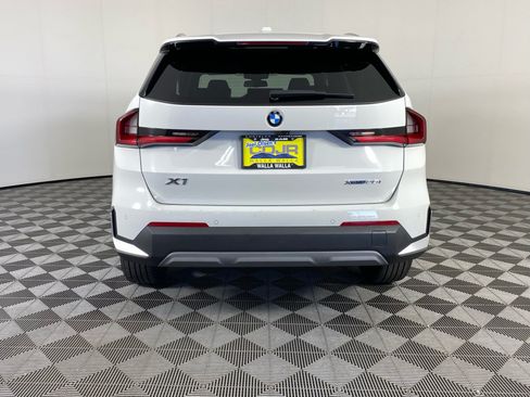 Used 2023 BMW X1 xDrive28i AWD/4WD image 12