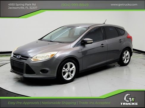 Used 2013 Ford Focus SE image 1