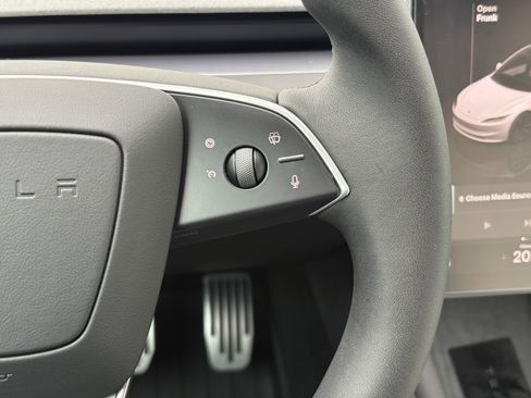 Used 2025 Tesla Model 3 Long Range image 18