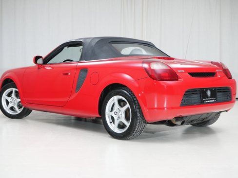 Used 2001 Toyota MR2 image 37