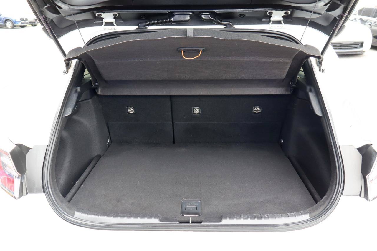 Used 2021 Toyota Corolla SE FWD image 13