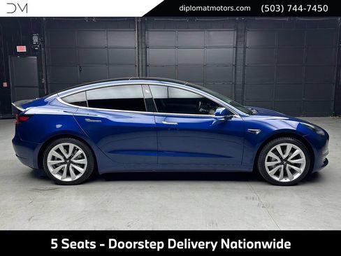 Used 2018 Tesla Model 3 Long Range RWD image 7