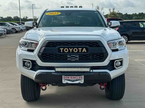 Used 2023 Toyota Tacoma SR5 w/ Technology Package AWD/4WD image 7