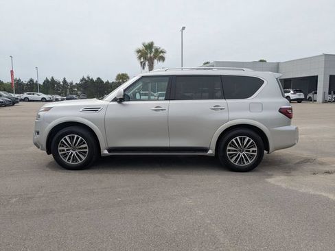 Used 2024 Nissan Armada SL w/ Captain's Chairs Package RWD image 6