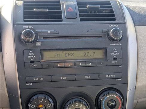 Used 2011 Toyota Corolla LE image 13