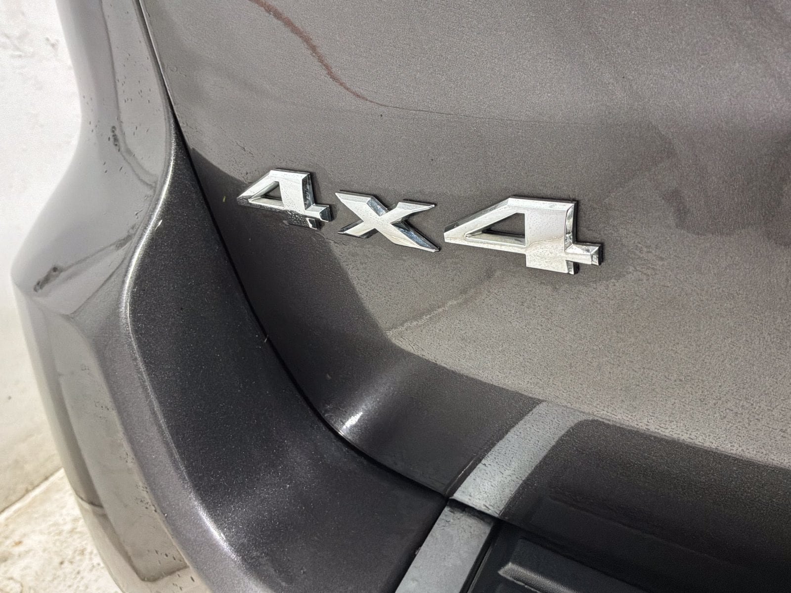 Used 2015 Jeep Grand Cherokee Overland AWD/4WD image 9